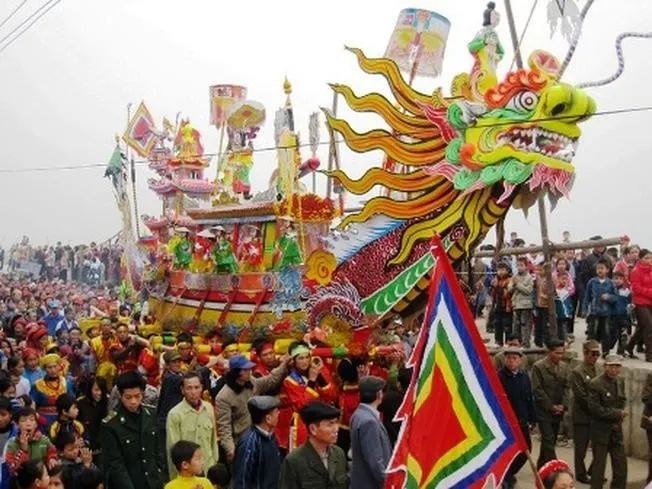 The Famous Long Chu Procession Festival in Hoi An